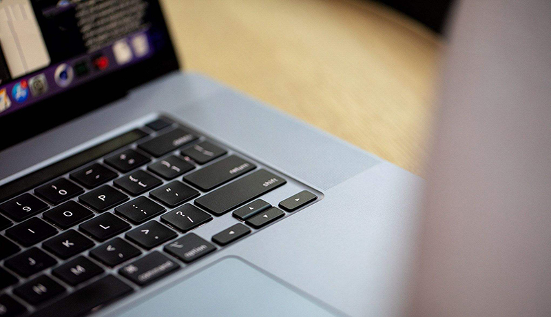  لپ تاپ 16 اینچی اپل مدل MacBook Pro MVVM2 2019 همراه با تاچ بار 